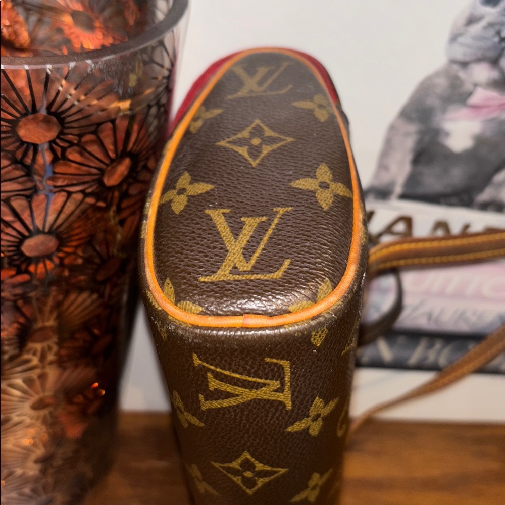 Louis Vuitton Sonatine Handbag Monogram COA - Picture 4 of 9